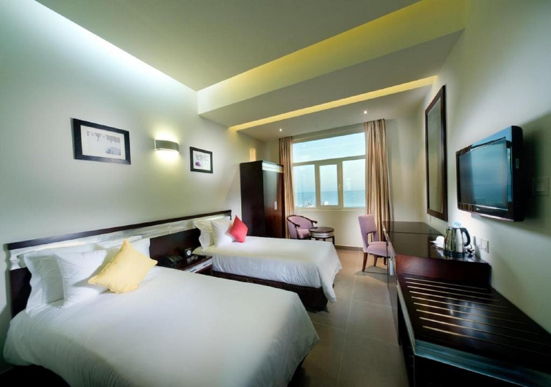 Al Hail Waves Hotel Managed By Centara Маскат Экстерьер фото