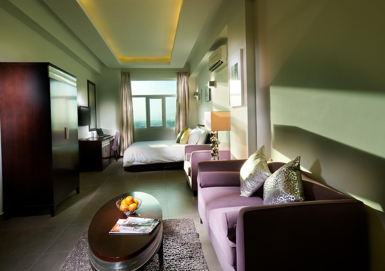 Al Hail Waves Hotel Managed By Centara Маскат Экстерьер фото