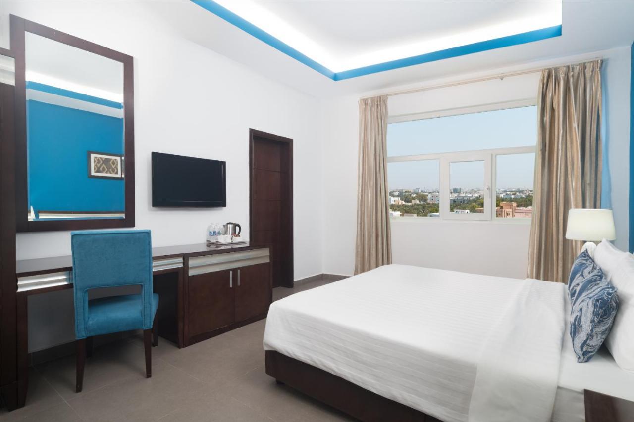 Al Hail Waves Hotel Managed By Centara Маскат Экстерьер фото