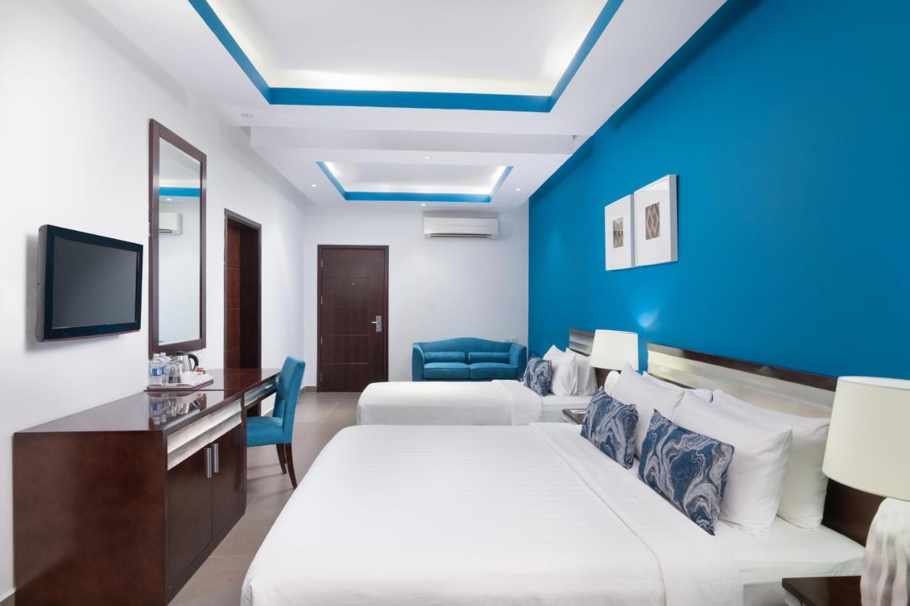 Al Hail Waves Hotel Managed By Centara Маскат Экстерьер фото